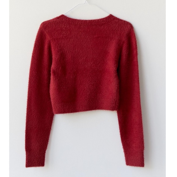 UO Soft Cropped Sweater - Picture 4 of 4